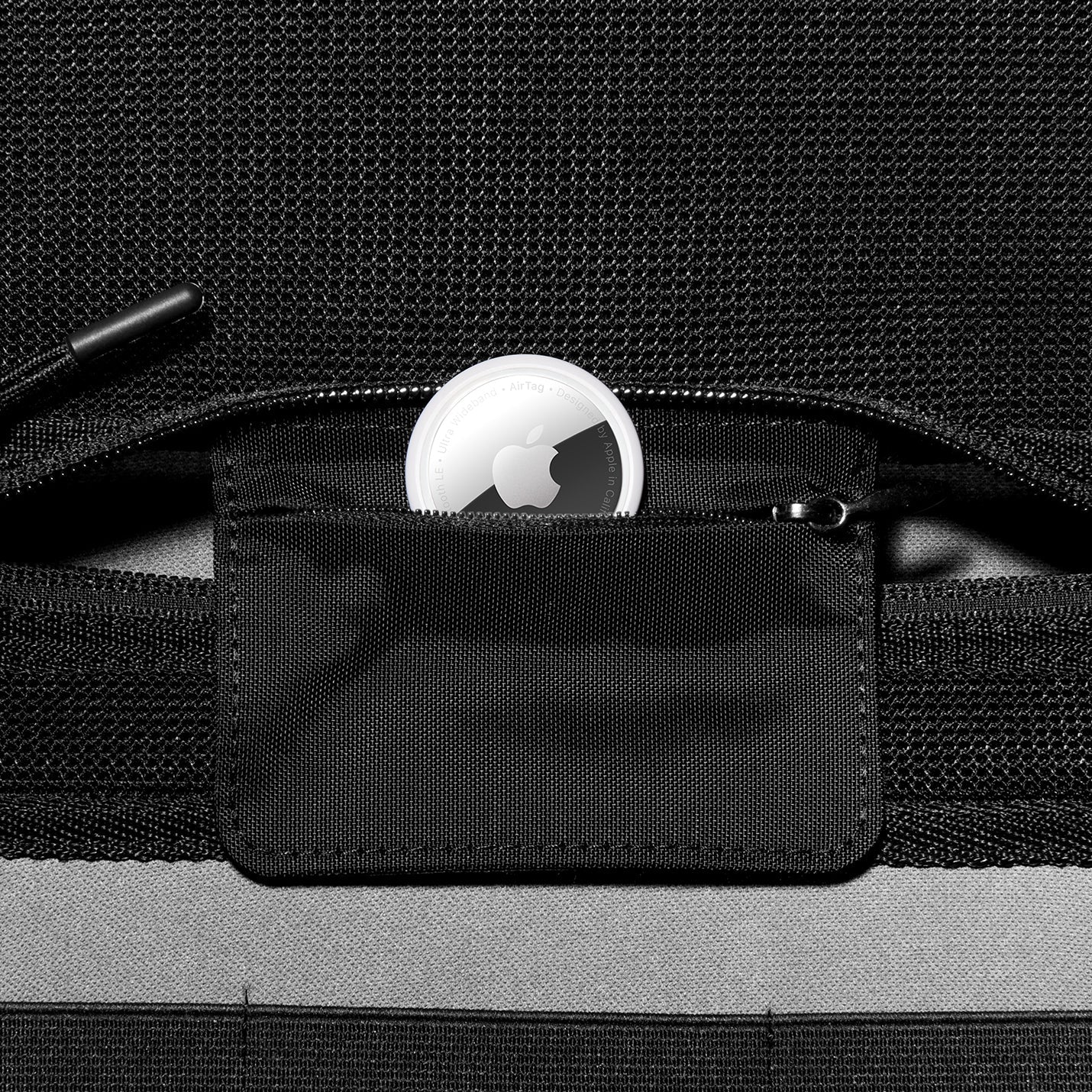 Apple Vision Pro - Klasden Pouch - Image 7