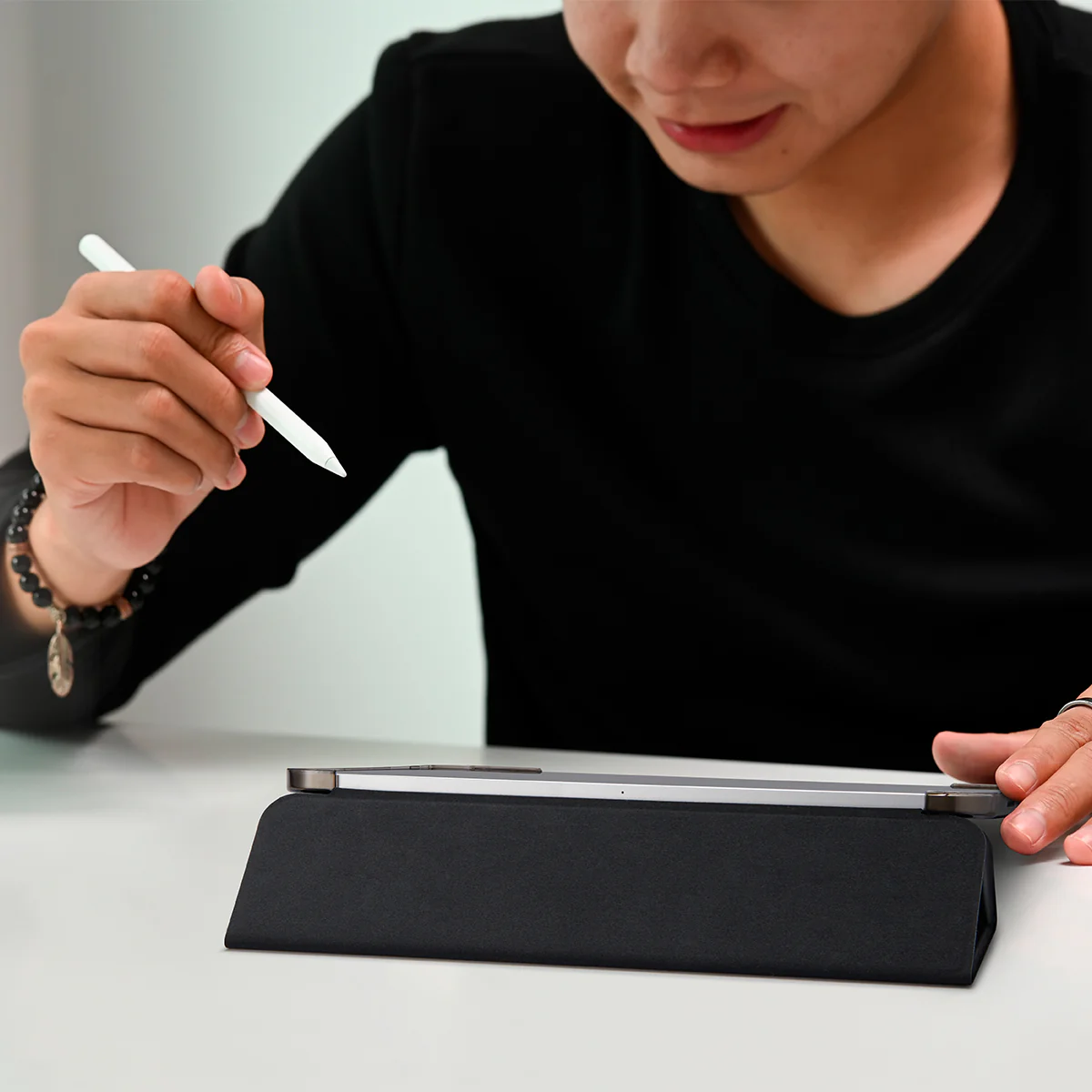 iPad Pro Series - Smart Fold - Image 45